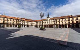 Housingleon - Nama Plaza Mayor