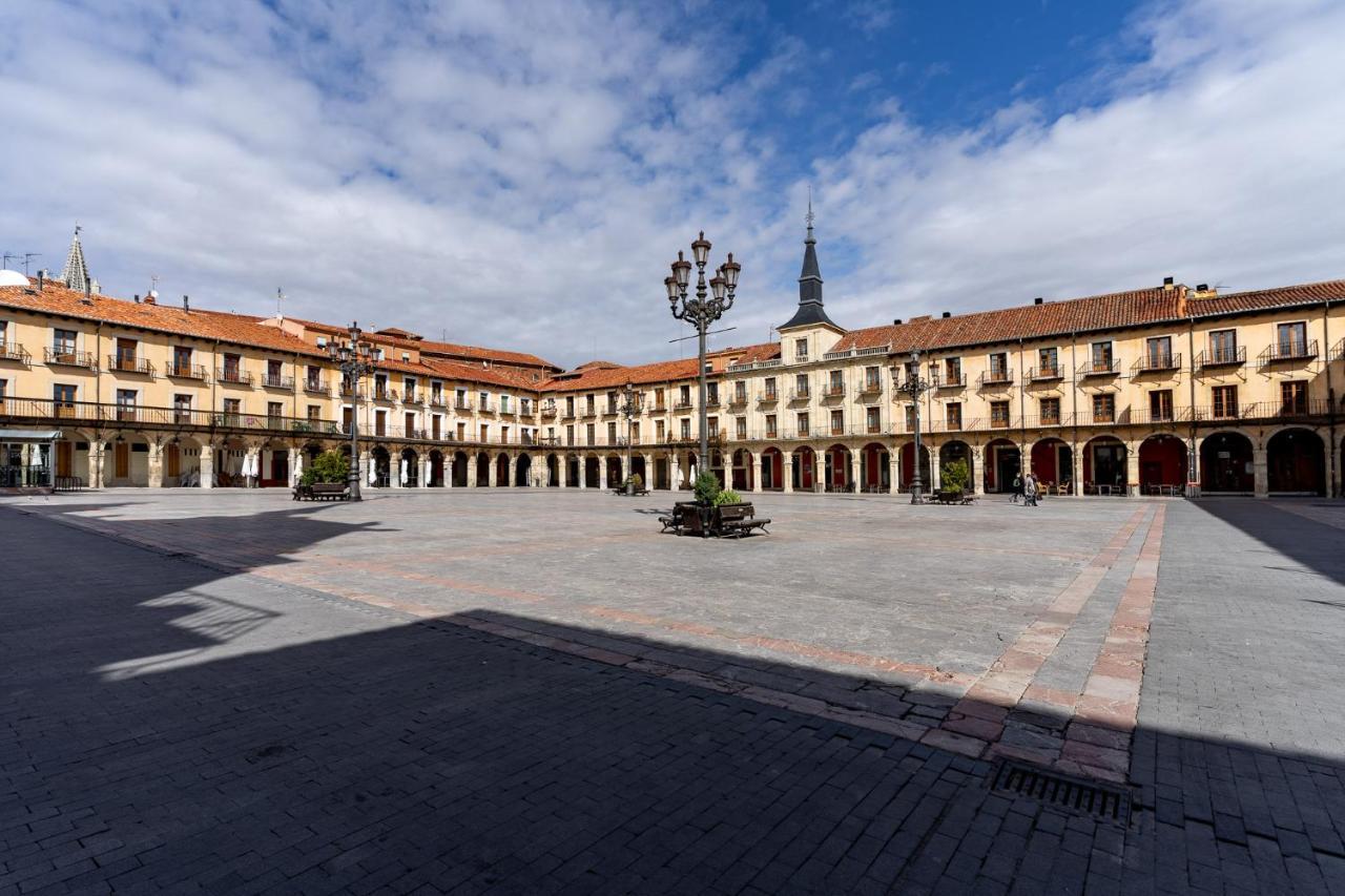 Housingleon - Nama Plaza Mayor Esterno foto